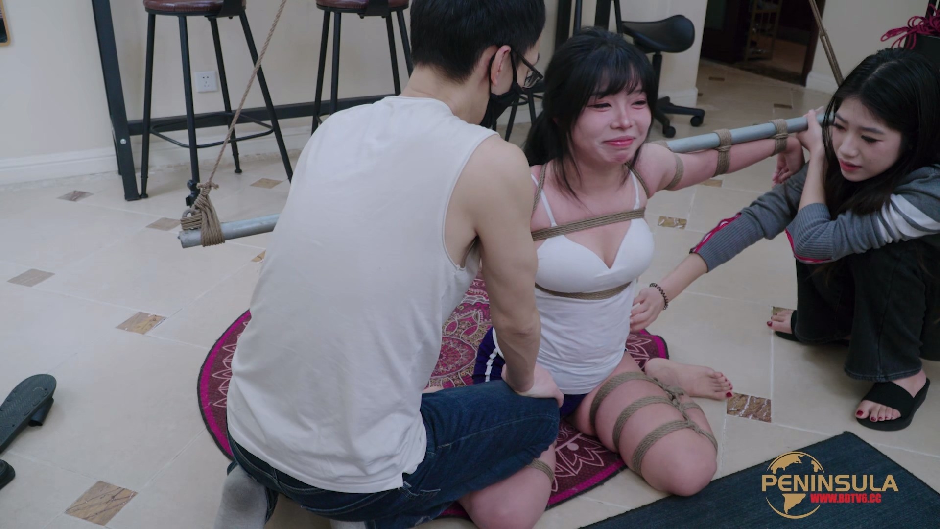 YT3079 政策性定拍:一个露脚会脸红的姑娘/index.m3u8_20260126_040237.736.jpg